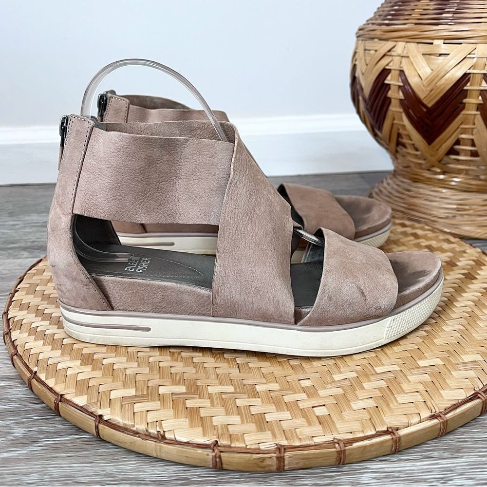 Eileen fisher leather strappy sandals